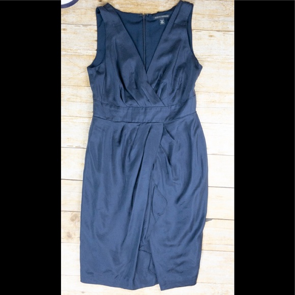 Banana Republic Dresses & Skirts - Banana Republic 100% Silk Navy Dress